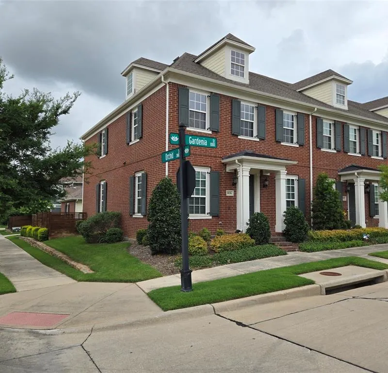1036 Gardenia Street, Carrollton TX 75007