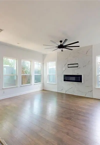 1301 Compton Street, Dallas TX 75203 - Photo 4