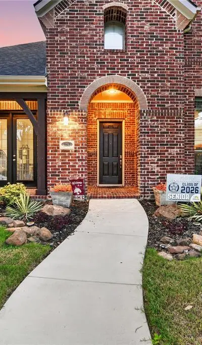 11663 Frontier Drive, Frisco TX 75033 - Photo 2