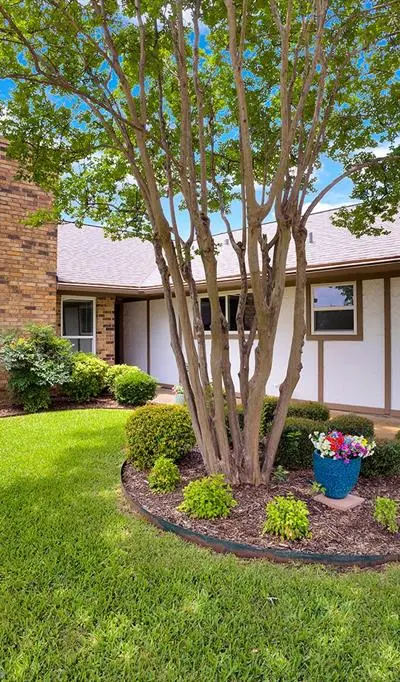 1600 Hearthstone Drive, Plano TX 75023 - Photo 2