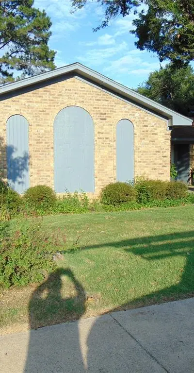 5420 Kings Manor Drive, Lake Dallas TX 75065 - Photo 3
