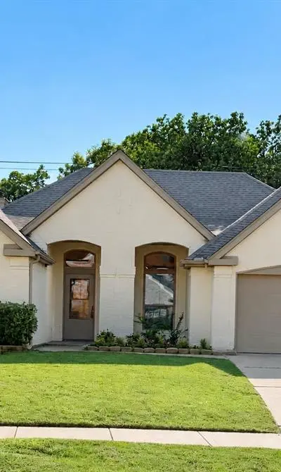 4527 Wescott Drive, Grand Prairie TX 75052