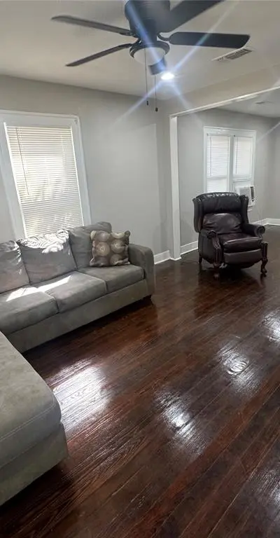 3227 Spring Avenue, Dallas TX 75215 - Photo 3