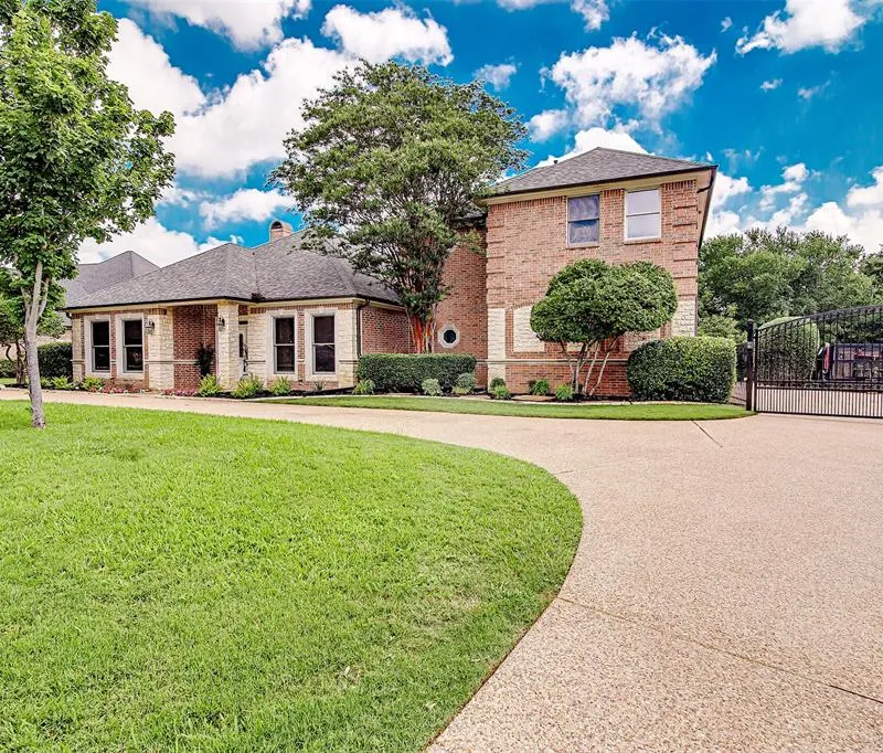 2008 Cains Lane, Mansfield TX 76063