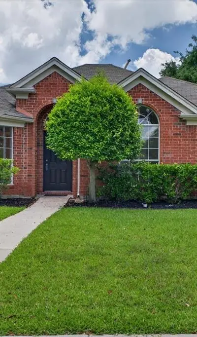 4045 Desert Mountain Drive, Plano TX 75093 - Photo 2