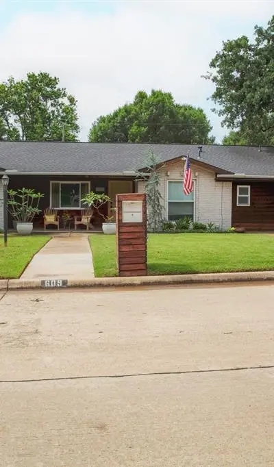 609 Hillside Road, Colleyville TX 76034
