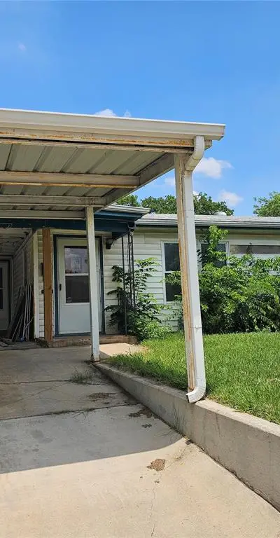 1420 Edney Street, Fort Worth TX 76115 - Photo 2