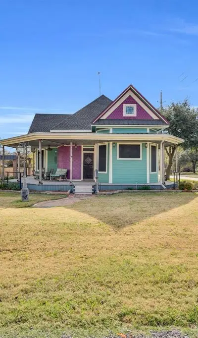 312 W 8th Street, Ferris TX 75125