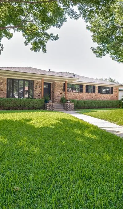816 Misty Glen Drive, DeSoto TX 75115 - Photo 2