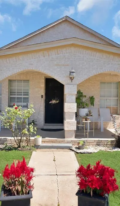 1717 E Harvey Avenue, Fort Worth TX 76104