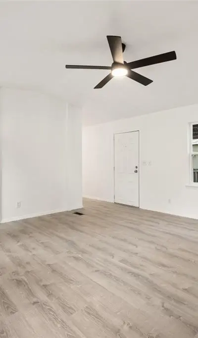 52 Thousand Oaks Mhp, Mansfield TX 76063 - Photo 5