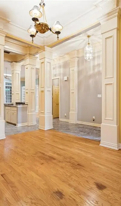 4037 Cotswold Court, Dallas TX 75220 - Photo 4