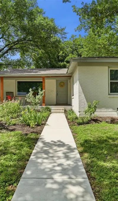 5500 Dennis Avenue, Fort Worth TX 76114