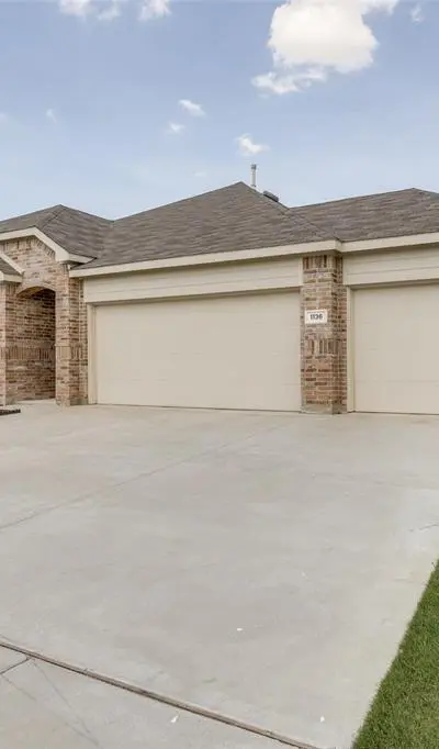 1136 Cropout Way, Fort Worth TX 76052 - Photo 2