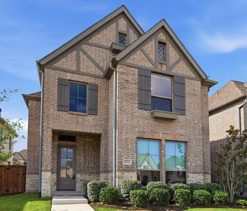 8521 Western, The Colony TX 75056