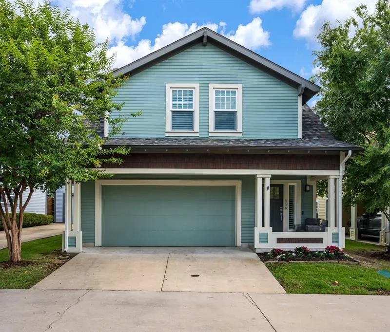 656 Bishop Heights Lane, Dallas TX 75208