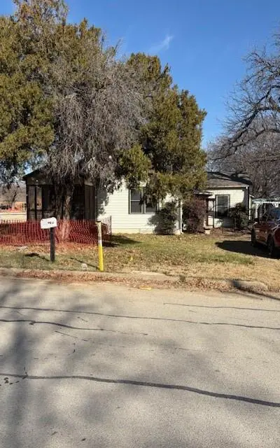201 E Vine Street, Keller TX 76248