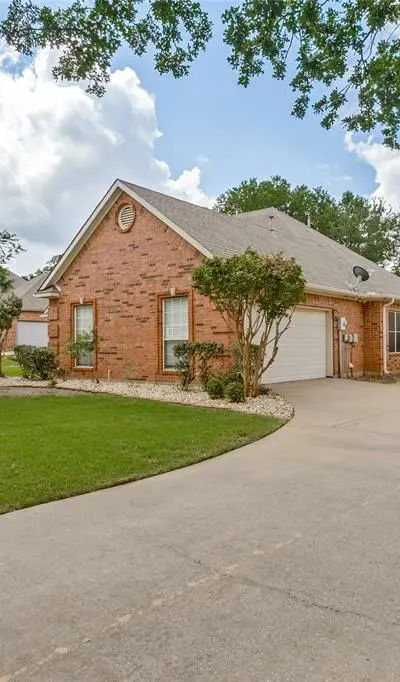 1508 Vista Verde Street, Denton TX 76210 - Photo 2