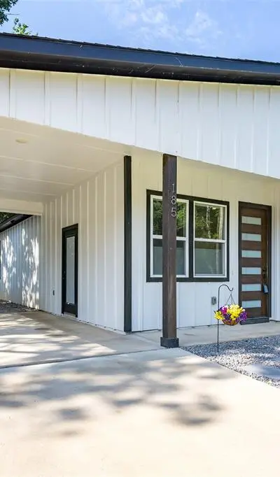185 Barcelona Street, Payne Springs TX 75156