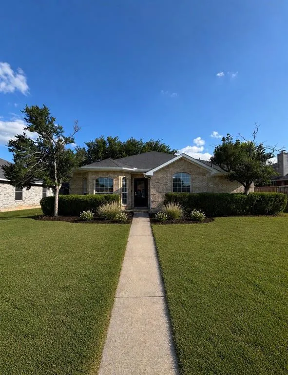 706 Crenshaw Drive, Cedar Hill TX 75104