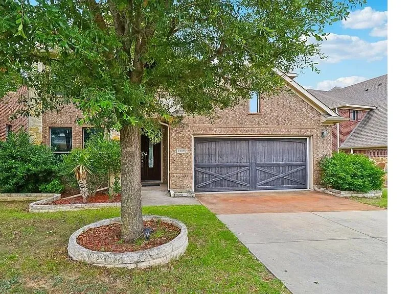 1009 Chickasaw Drive, Carrollton TX 75010
