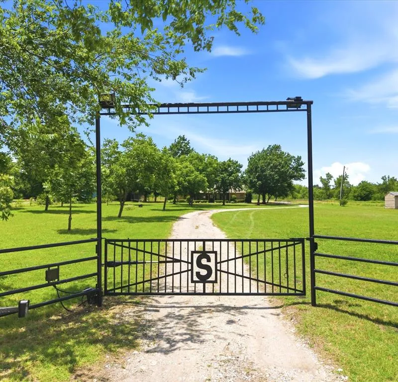 8214 S Fm 548, Royse City TX 75189