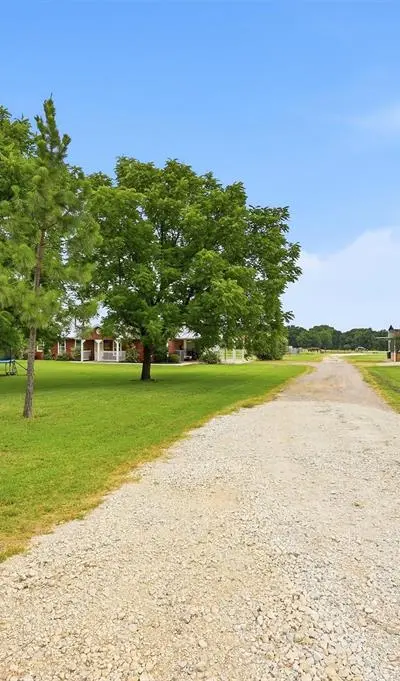 905 Crawford Road, Sadler TX 76264 - Photo 3