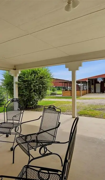 905 Crawford Road, Sadler TX 76264 - Photo 4