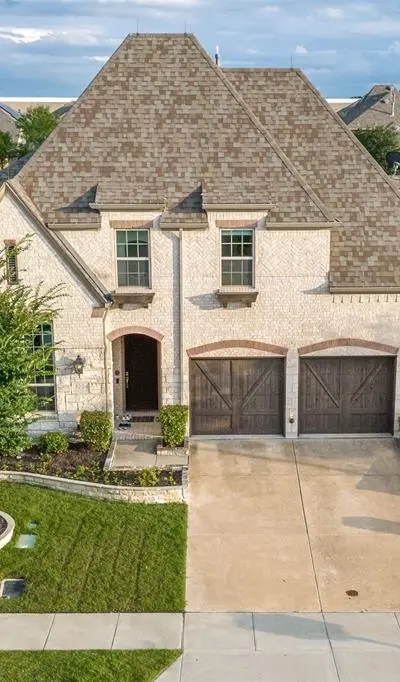 3224 Balcones Drive, Irving TX 75063 - Photo 2