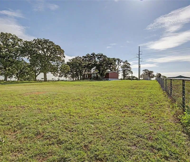 177 New Highland Road, Springtown TX 76082