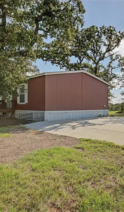177 New Highland Road, Springtown TX 76082 - Photo 4