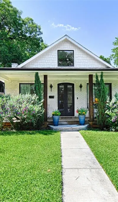 1323 Lansford Avenue, Dallas TX 75224 - Photo 2