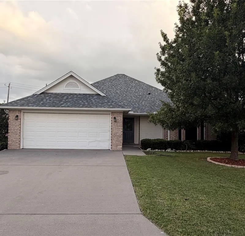 1023 Porter Place, Sanger TX 76266