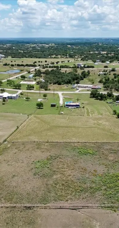 108 Lelon Lane, Springtown TX 76082 - Photo 5