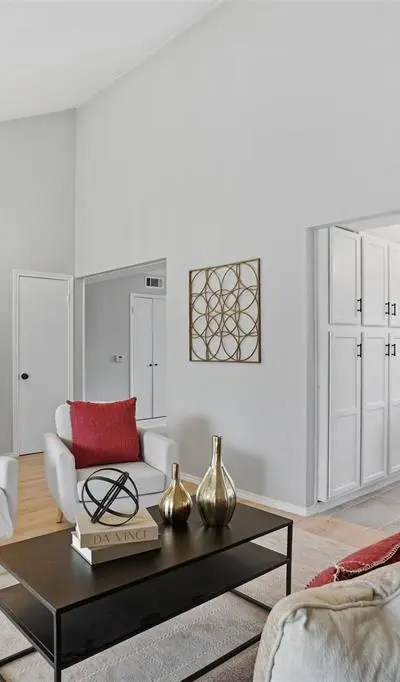 5017 Roundtable Lane, Garland TX 75044