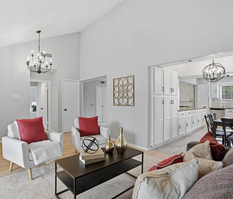 5017 Roundtable Lane, Garland TX 75044