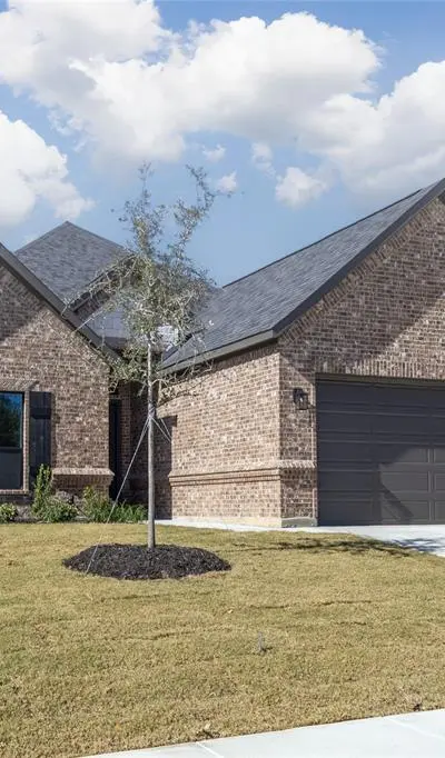 903 Boston Lane, River Oaks TX 76114 - Photo 2