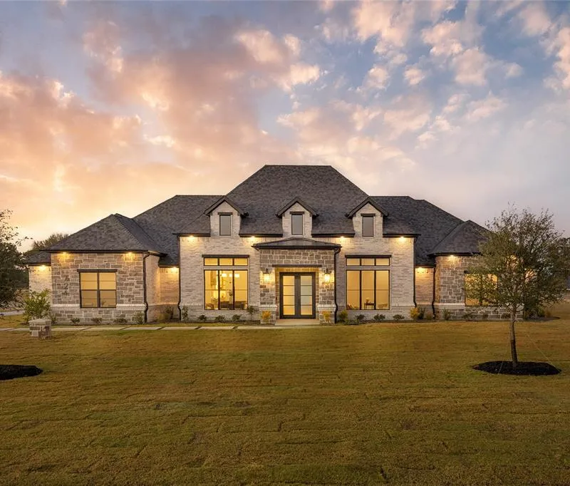 724 Cooper Trail, Weatherford TX 76087