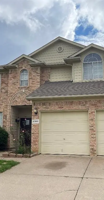 4300 Stone Hollow Way, Euless TX 76040