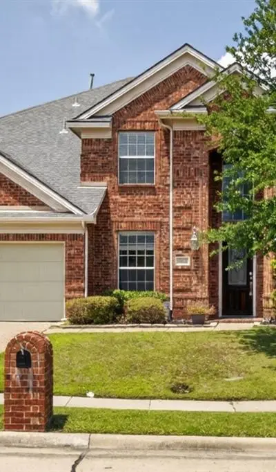 10115 Stone Harbor Way, Irving TX 75063 - Photo 2