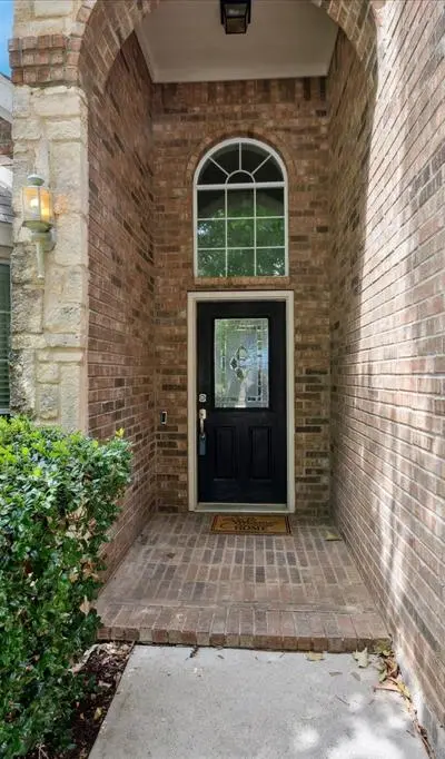 9105 Hawley Drive, Fort Worth TX 76244 - Photo 3
