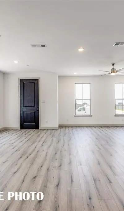 3905 Hessie Court, McKinney TX 75071 - Photo 3