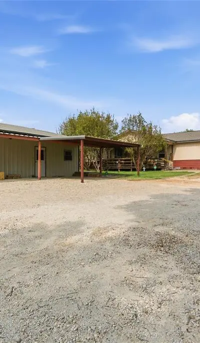 6700 CR 1022, Joshua TX 76058 - Photo 4