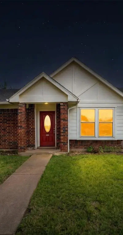 2534 Limestone Lane, Garland TX 75040 - Photo 3