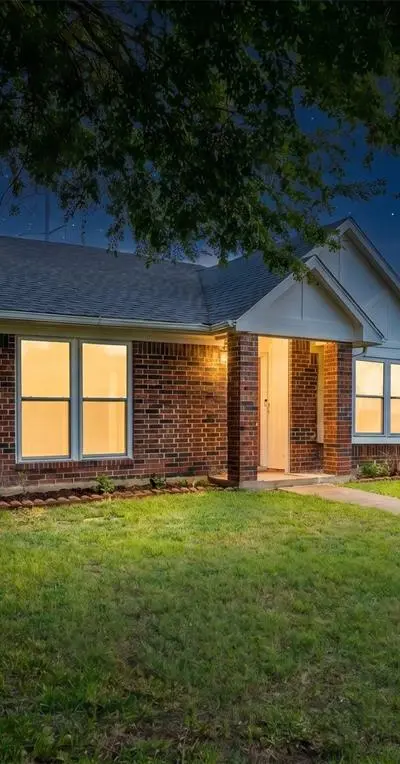 2534 Limestone Lane, Garland TX 75040 - Photo 4