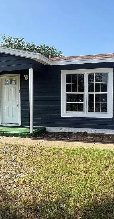 5586 Pinson Street, Fort Worth TX 76119