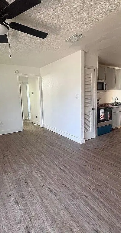 5586 Pinson Street, Fort Worth TX 76119 - Photo 2