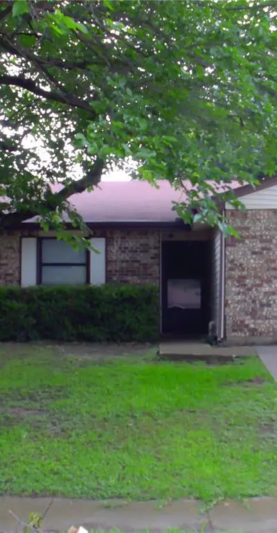 726 Holliday Lane, Duncanville TX 75116