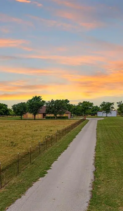 483 Christy Kay Lane, Rhome TX 76078