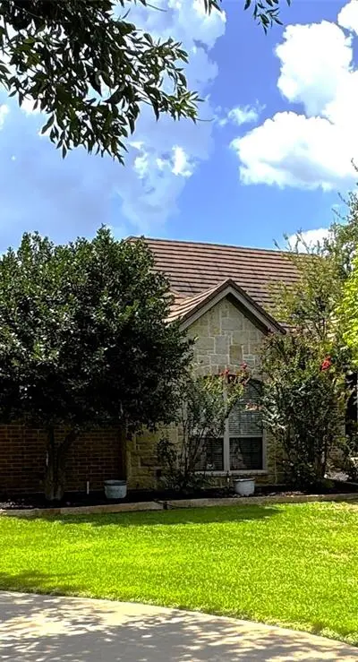 3722 Cove Timber Avenue, Granbury TX 76049